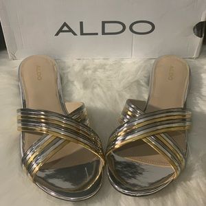 NWT ALDO FLATS WOMEN SIZE 11